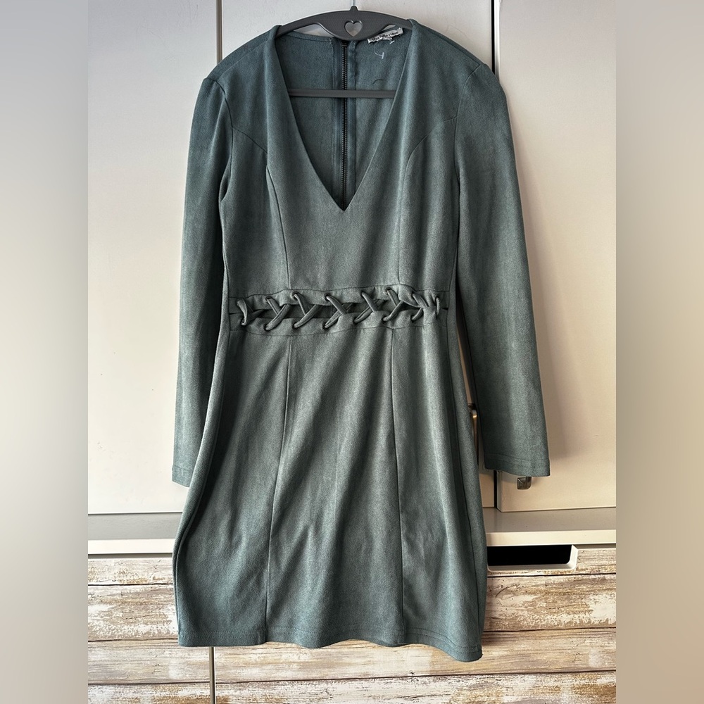 💚 Charlotte Russe Small Green Faux Suede Lace-Up Waist Mini Dress